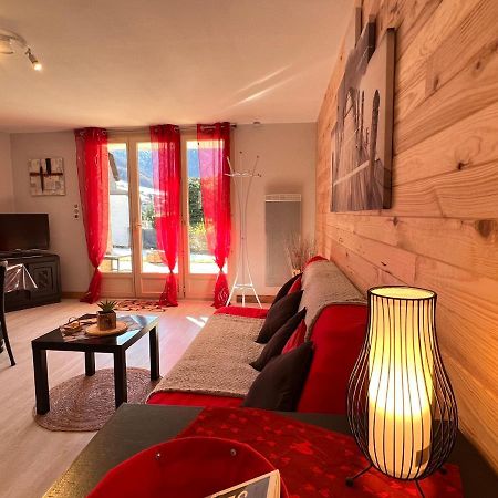 T2 Ensoleille. Terrasse Et Vaste Jardin Commun Apartment Каутерец Екстериор снимка